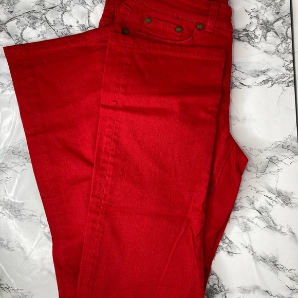 CHAPS Denim Red Daniella curvy fit jeans size 4 like new! - Picture 13 of 15